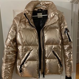 SAM NY Freestyle High-Neck Puffer Jacket Rose Gold